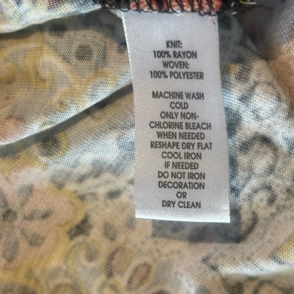 5/$25 Loft Floral Sleeveless‎ Tank Top - Picture 3 of 5